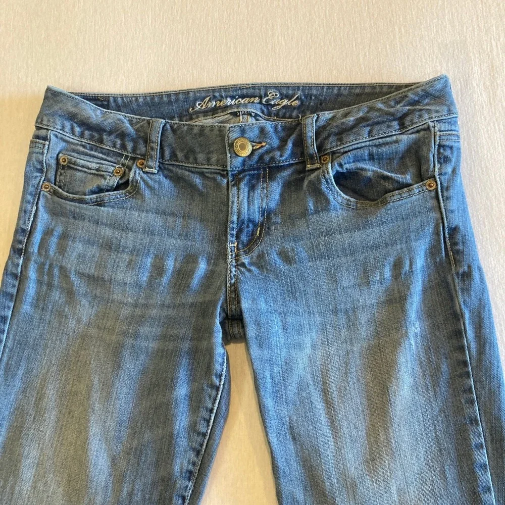 American Eagle Jeans Women 10 (32x28)‎ Favorite Boyfriend Flare Stretch Med Wash
